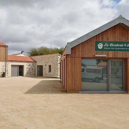 La Borderie - Maison Des Randonnees - Gite Etape - Gite De Groupe Vairé Habitación foto