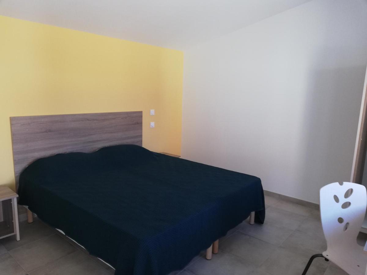 La Borderie - Maison Des Randonnees - Gite Etape - Gite De Groupe Vairé Habitación foto