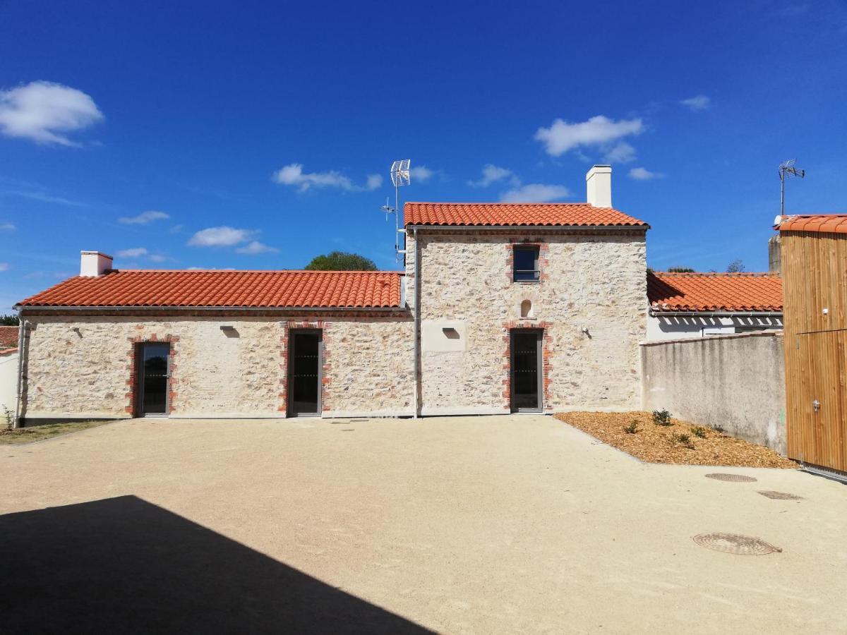 La Borderie - Maison Des Randonnees - Gite Etape - Gite De Groupe Vairé Exterior foto